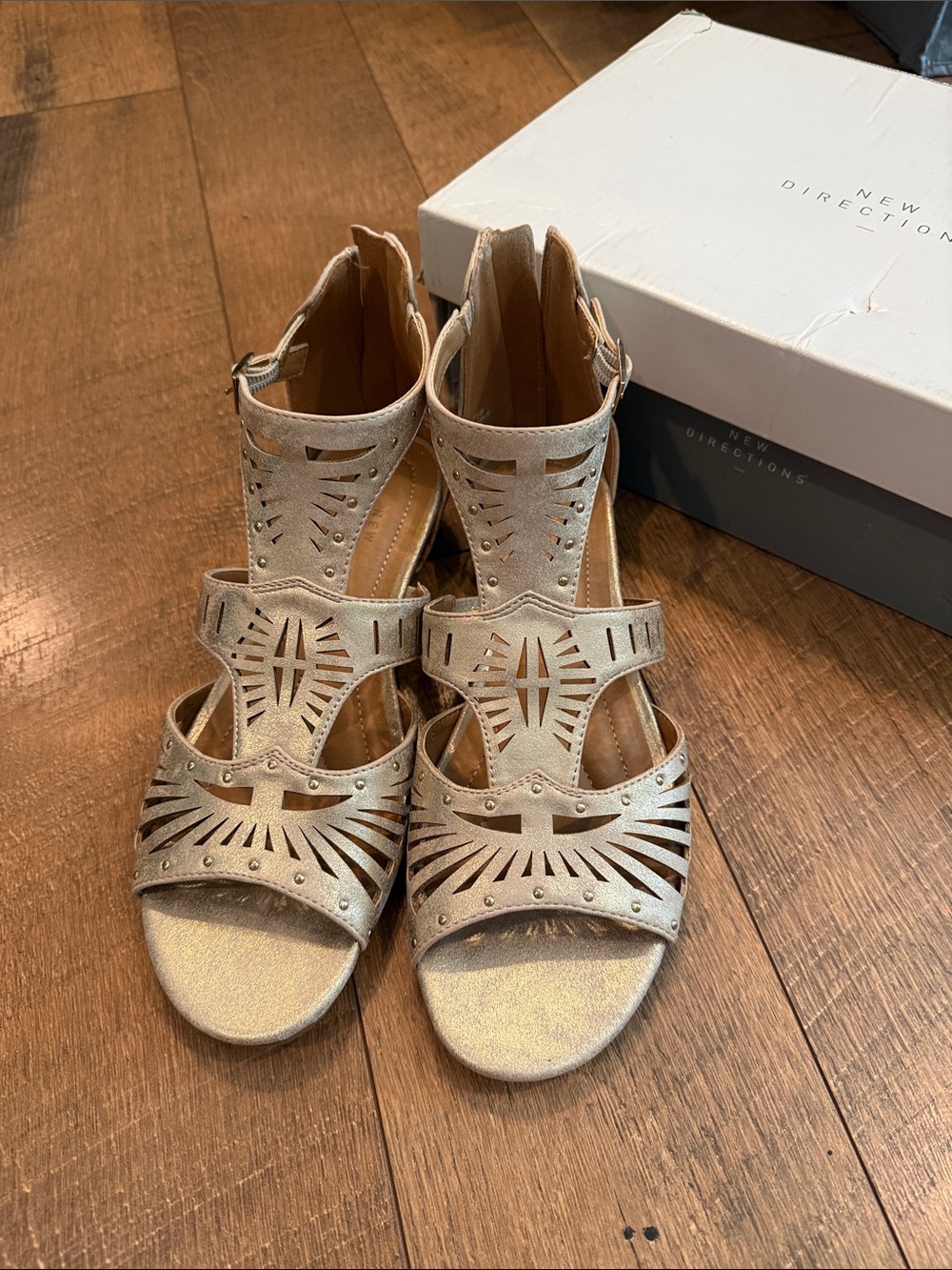 new directions Women's Laser-Cut Metallic Sandal - Champagne